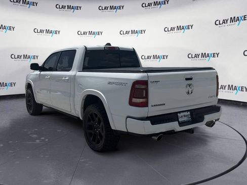 Used 2022 RAM 1500 Laramie AWD/4WD image 3