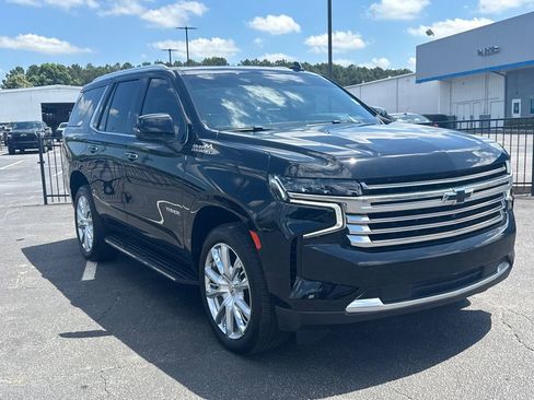 Used 2023 Chevrolet Tahoe High Country w/ Max Trailering Package AWD/4WD image 4