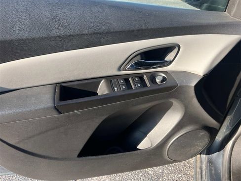 Used 2012 Chevrolet Cruze LS w/ Connectivity Package image 12