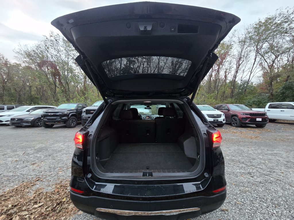 Used 2024 Chevrolet Equinox LT FWD image 24