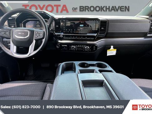 Used 2024 GMC Sierra 1500 SLE w/ X31 Off-Road Package AWD/4WD image 13