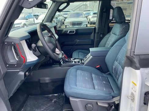New 2026 Ford Bronco Heritage Edition image 9