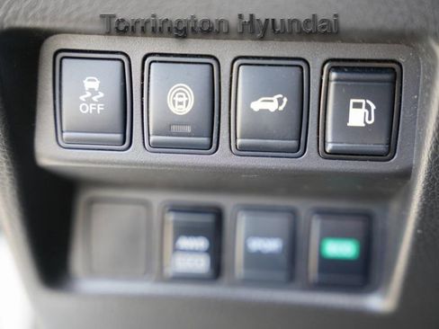 Used 2019 Nissan Rogue SV image 20