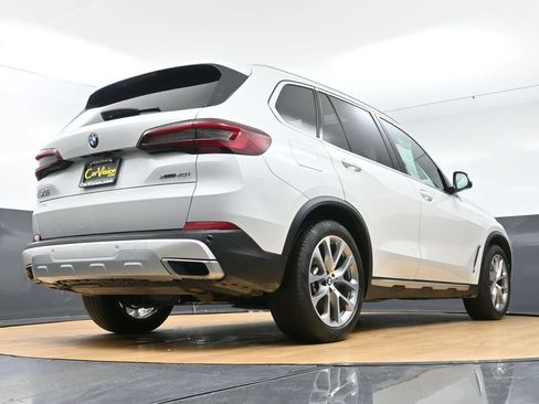 Used 2022 BMW X5 xDrive40i AWD/4WD image 54