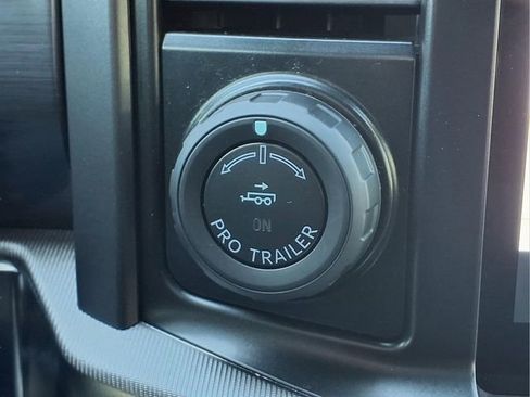 Used 2024 Ford F150 Lariat AWD/4WD image 29