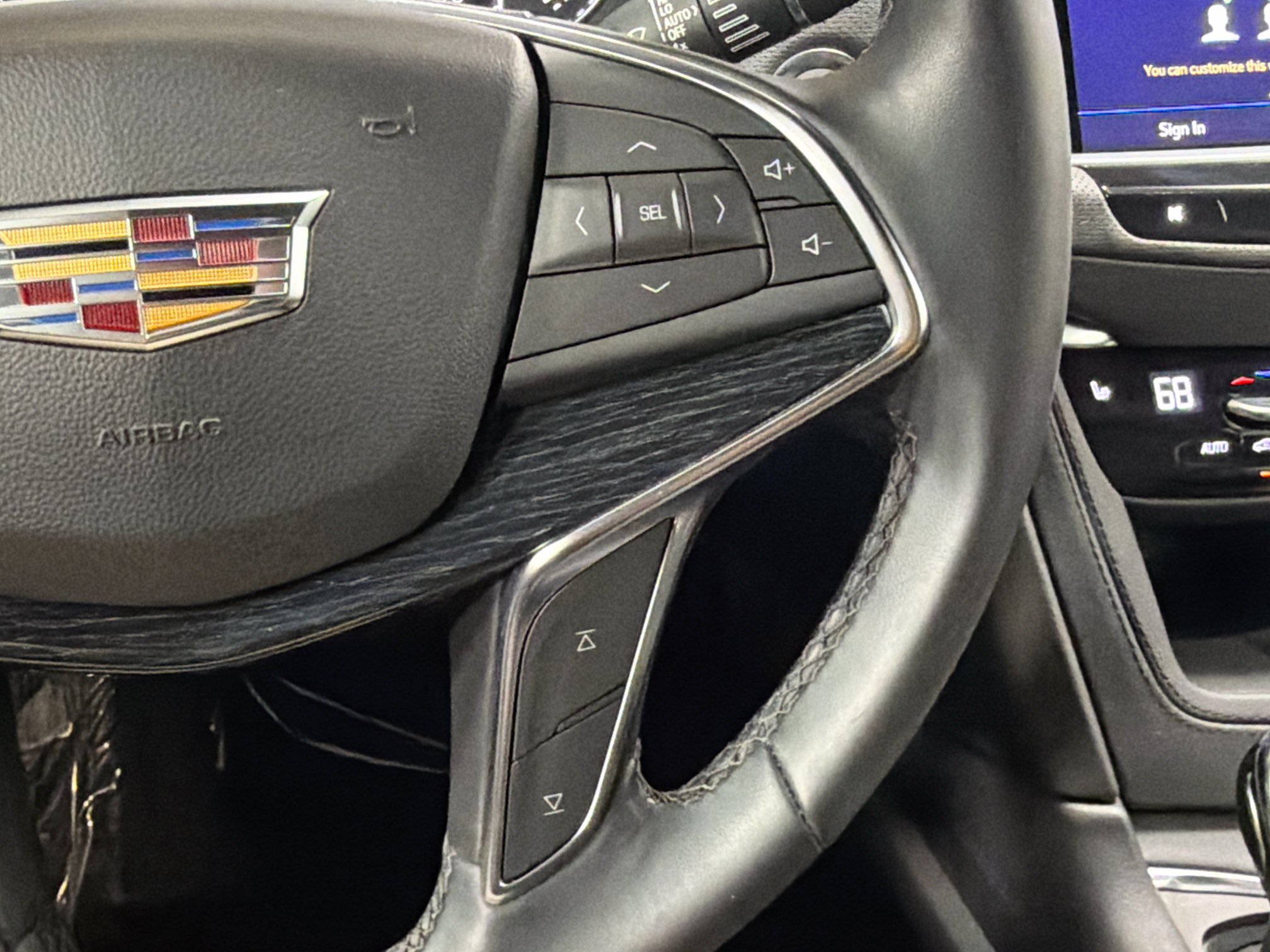 Used 2025 Cadillac XT5 Premium Luxury FWD image 37