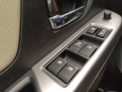 Used 2017 Subaru Crosstrek 2.0i Limited w/ Popular Package #2 image 27