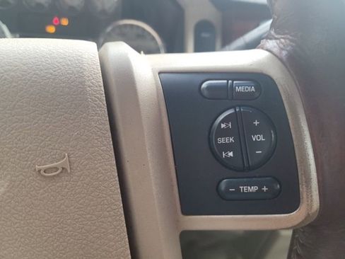 Used 2008 Ford F250 Lariat image 14