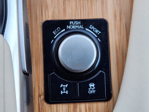 Used 2018 Lexus RX 350L Luxury image 24