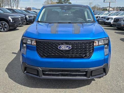 New 2026 Ford Maverick XLT w/ Equipment Group 301A image 8