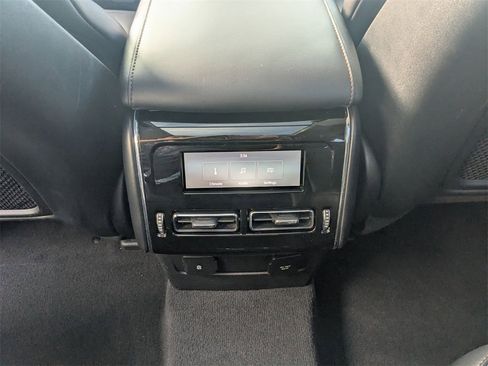 Used 2023 Lincoln Aviator Reserve image 29