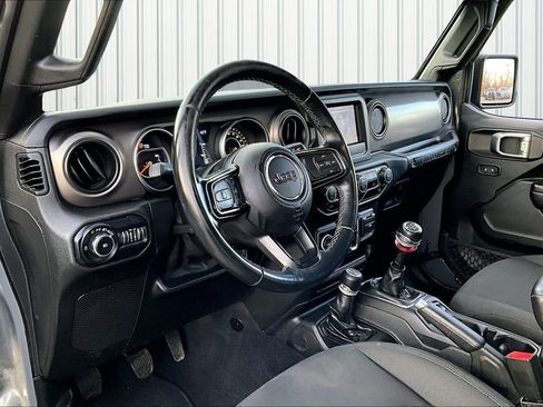Used 2021 Jeep Wrangler Unlimited Sport w/ Technology Group AWD/4WD image 16