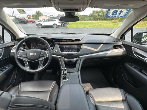 Certified 2018 Cadillac XT5 Luxury w/ Driver Awareness Package FWD image 29