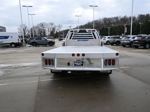 Used 2024 Ford F550 2WD SuperCab Super Duty w/ XLT Value Package image 32