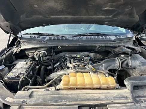 Used 2020 Ford F150 XLT image 30