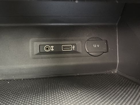 Used 2018 Volkswagen Atlas SEL FWD image 25