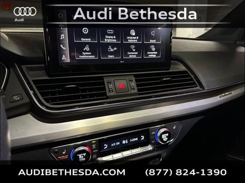 Used 2023 Audi Q5 e Premium Plus w/ Premium Plus Package image 17