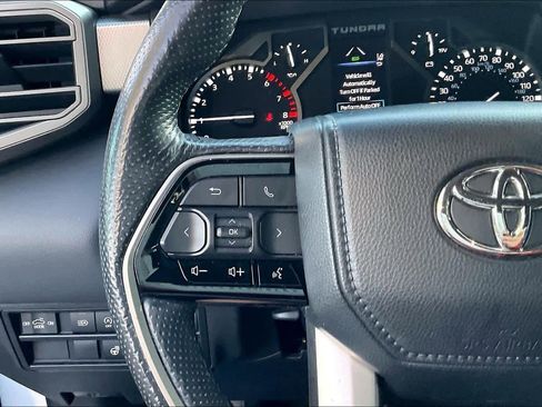 Used 2022 Toyota Tundra Limited image 17