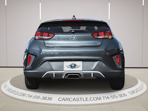 Used 2019 Hyundai Veloster 2.0 FWD image 7