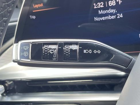 New 2026 Cadillac Lyriq Premium Sport image 30