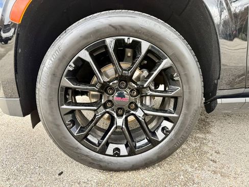 Used 2023 GMC Yukon XL Denali w/ LPO, Floor Liner Package image 36