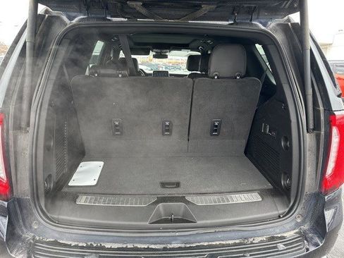Used 2023 GMC Yukon AT4 image 7