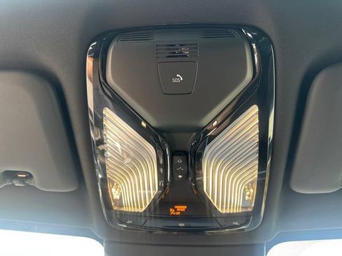 Used 2026 BMW X5 xDrive40i AWD/4WD image 37