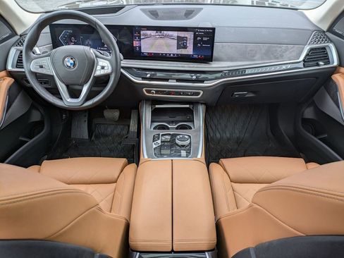 Certified 2024 BMW X7 xDrive40i w/ Executive Package image 18