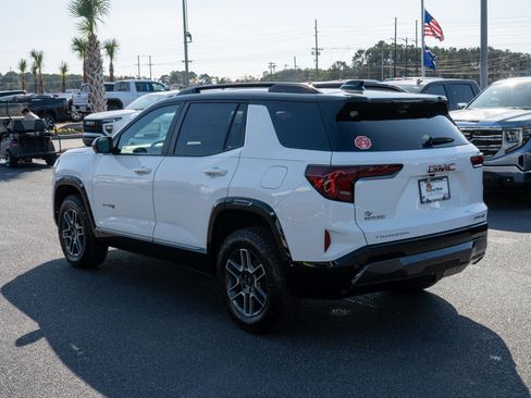 New 2026 GMC Terrain AT4 image 5