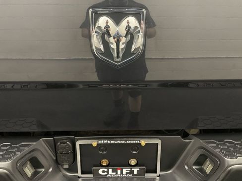 Used 2018 RAM 1500 Tradesman AWD/4WD image 23