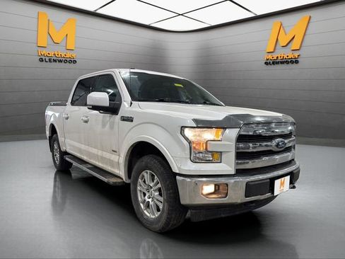 Used 2017 Ford F150 Lariat w/ Trailer Tow Package image 2