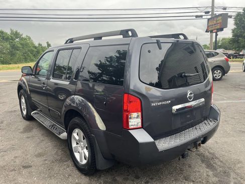 Used 2011 Nissan Pathfinder SV AWD/4WD image 9