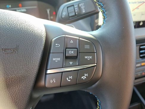 New 2025 Ford Maverick Lobo image 17