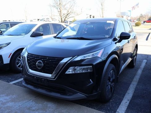 Used 2021 Nissan Rogue SV image 17