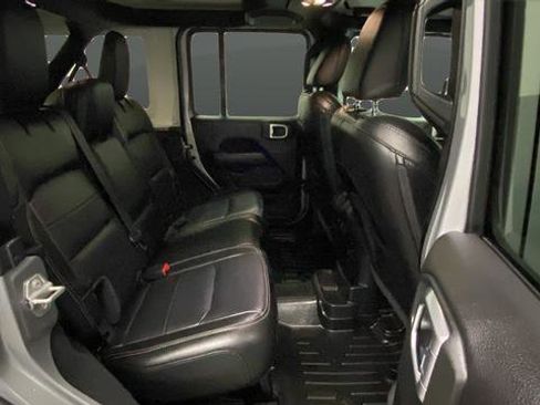 Used 2020 Jeep Wrangler Unlimited Sahara AWD/4WD image 24