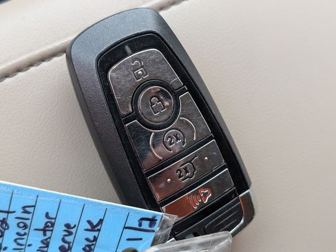 Used 2021 Lincoln Aviator Reserve w/ Elements Package Plus RWD image 33