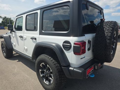 Used 2024 Jeep Wrangler Unlimited Rubicon 4xe AWD/4WD image 7