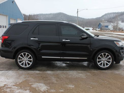 Used 2016 Ford Explorer Limited image 5
