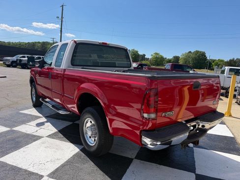 Used 2004 Ford F250 Harley-Davidson image 8