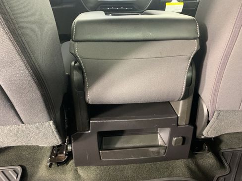 Used 2018 Chevrolet Silverado 1500 LT w/ Texas Edition image 33