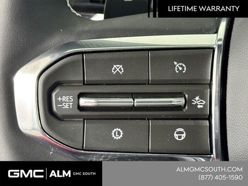 New 2026 GMC Acadia Denali w/ Super Cruise Package FWD image 29