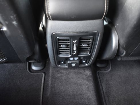 Used 2016 Jeep Grand Cherokee Limited image 28