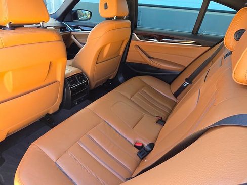 Used 2017 BMW 530i xDrive AWD/4WD image 16