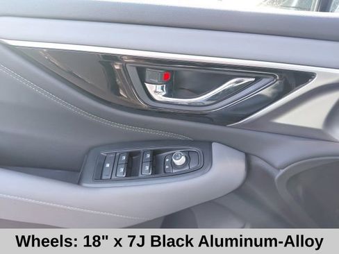 Used 2025 Subaru Outback Onyx Edition AWD/4WD image 14
