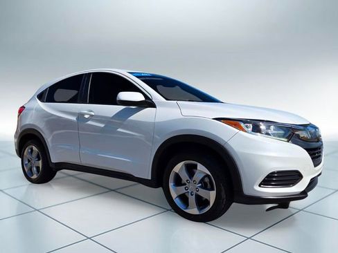 Certified 2022 Honda HR-V LX image 3