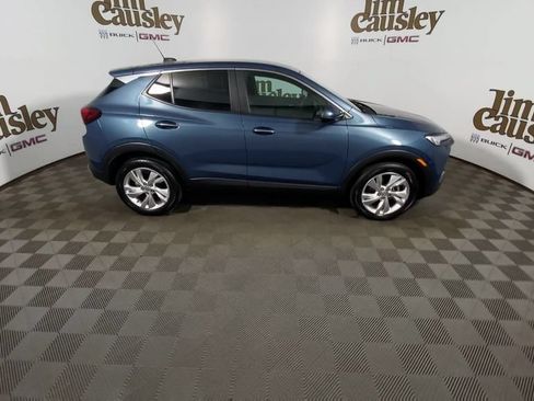Certified 2024 Buick Encore GX Preferred w/ Comfort Package FWD image 9