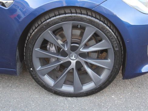 Used 2021 Tesla Model S Long Range Plus image 10