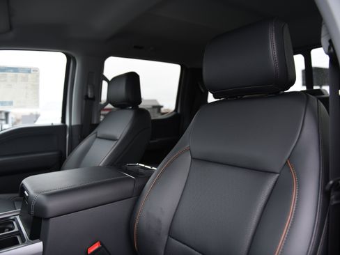 New 2026 Ford F250 Lariat w/ Lariat Premium Package image 20