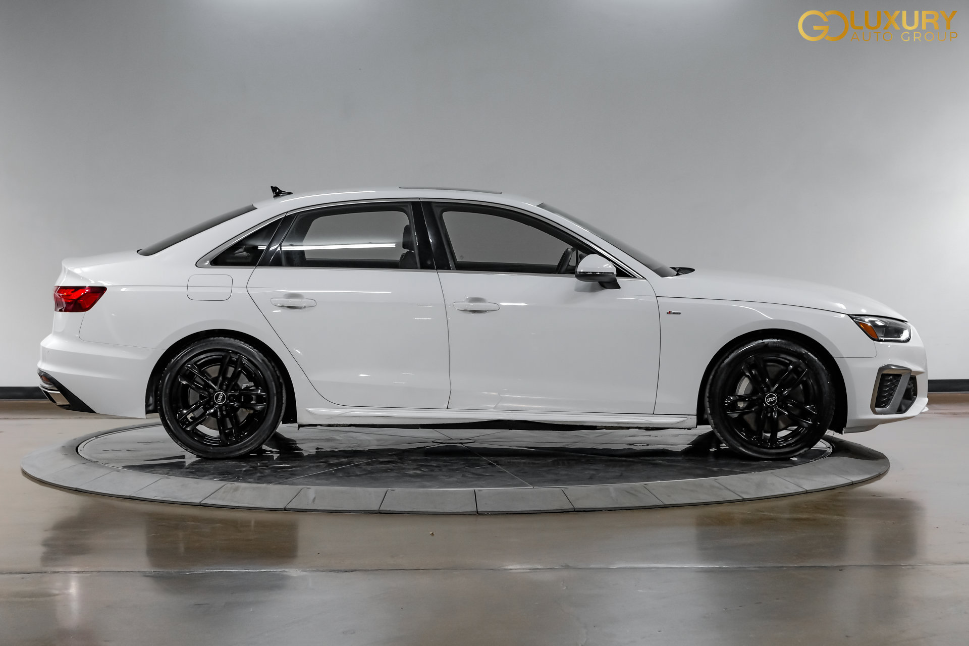 Used 2023 Audi A4 2.0T Premium Plus w/ Premium Plus Package AWD/4WD image 9