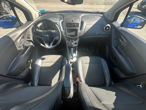 Used 2015 Chevrolet Trax LT w/ LT Plus Package AWD/4WD image 13